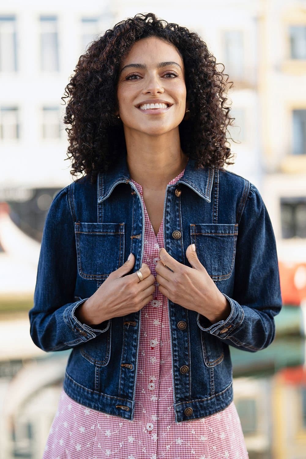 Yumi Yumi Women's Blue Stretch Denim Jacket With Pocket Detail