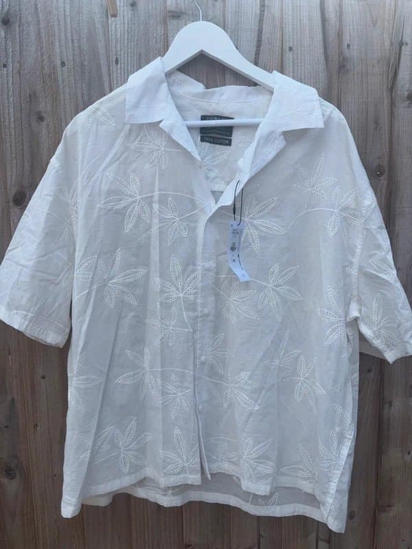 Primark Primark flower print white shirt size large