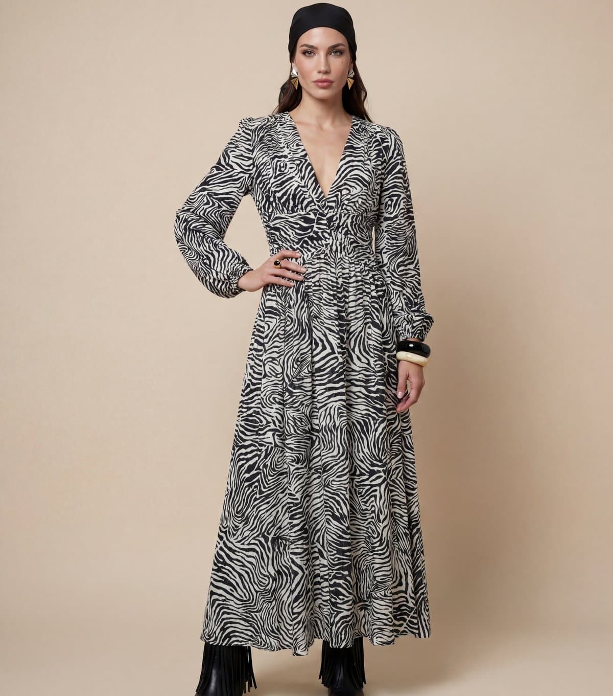 Urban Bliss Women's Black Zebra print Long Sleeve Maxi Dress Urban Bliss New Look