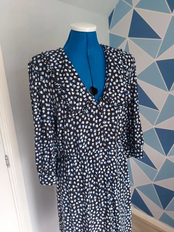 Monsoon Size Large - Monsoon - Summer Dress - Black Blue White Floral Dress