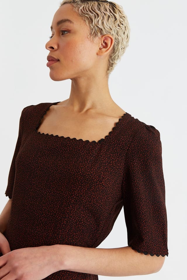 Louche Louche Women's Nova Freckle Print Square Neck MIni Dress in Red - 3