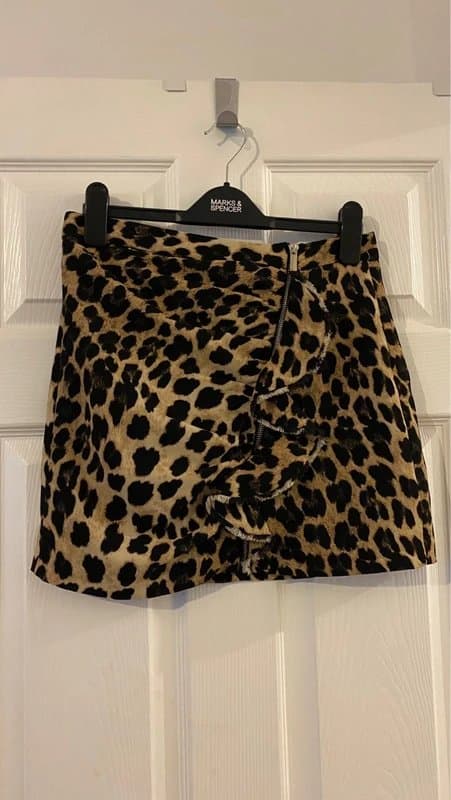 Zara Zara leopard mini skirt