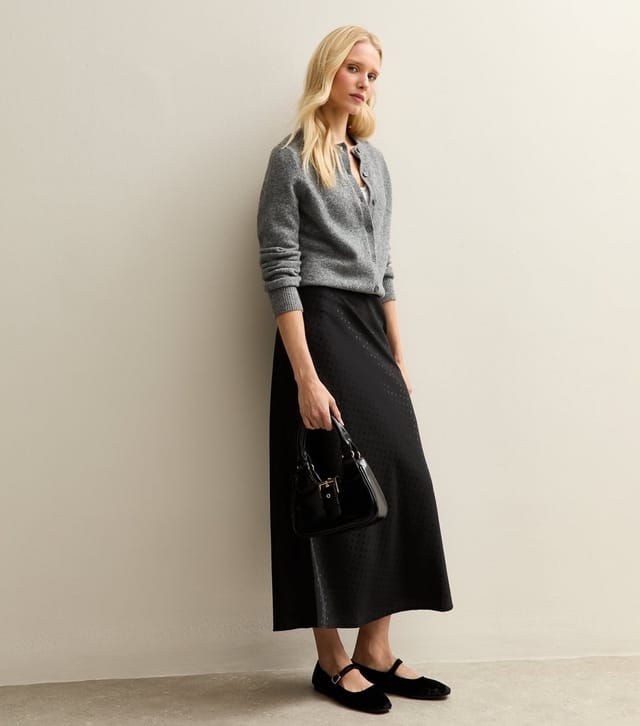 New Look Women's Black Spot Jacquard Satin Bias Cut Midi Skirt New Look - 3