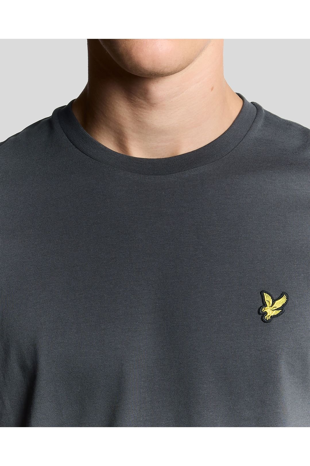 Lyle & Scott Lyle & Scott Men's Plain T-Shirt Gunmetal in Grey - 4