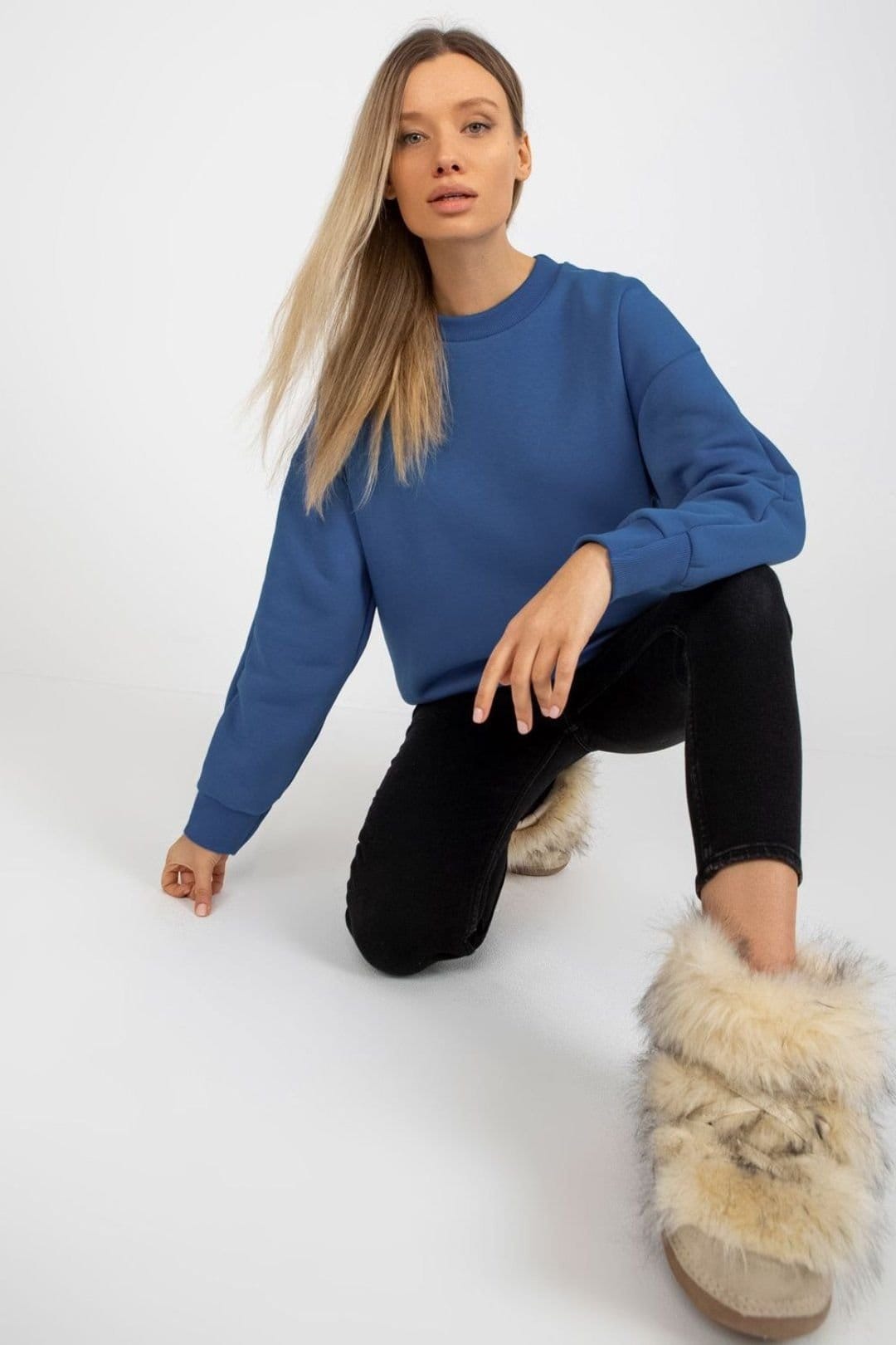 Love Lace Love Lace Women's Warm Cotton Loose Fit Crew Sweatshirt in Blue - 4