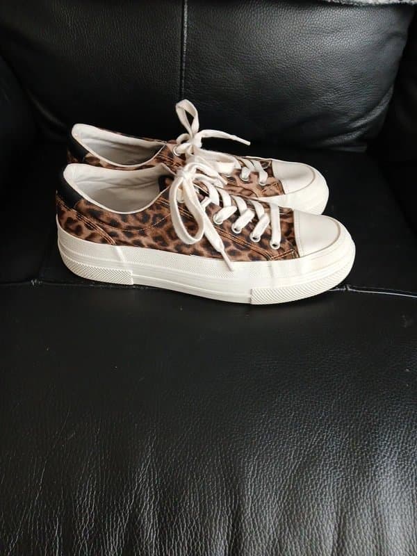 Zara Woman's Zara Canvas Leopard Print Sneakers size 38