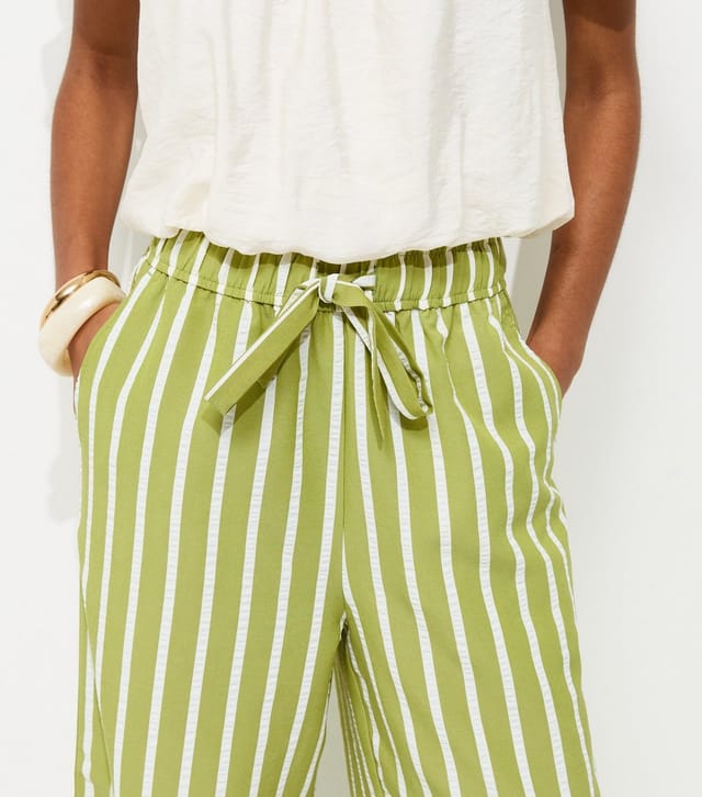 New Look Women's Green Striped Seersucker Wide Leg Trousers New Look - 2