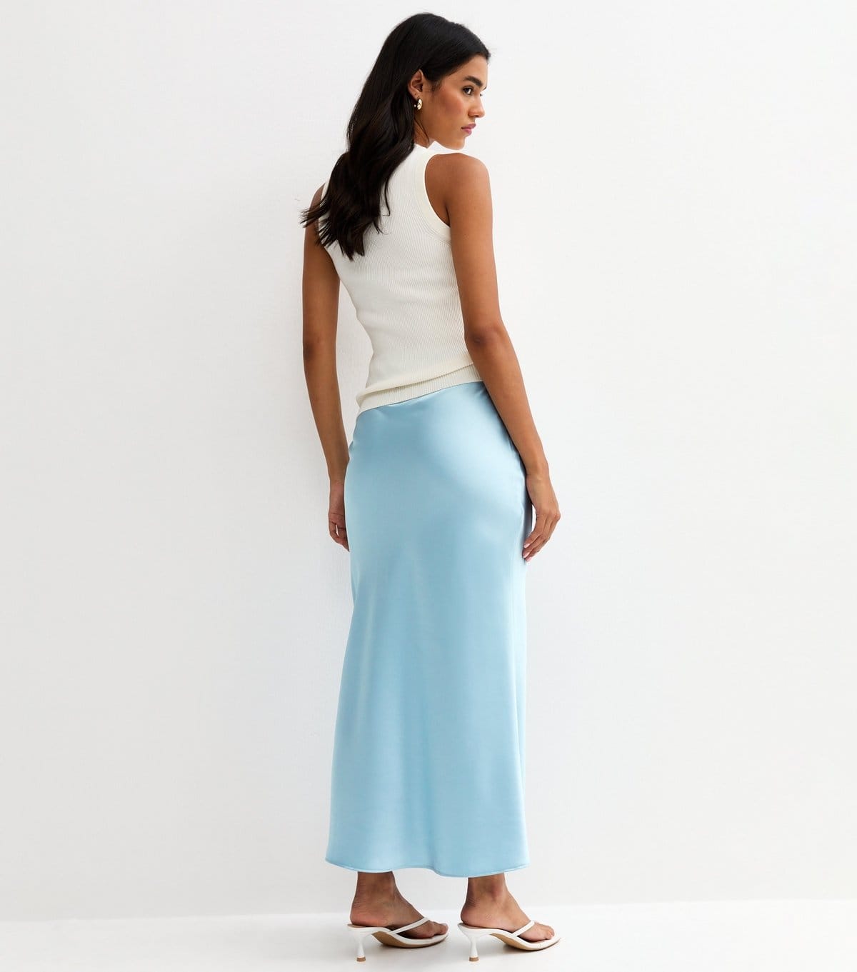 New Look Women's Light Blue Satin Bias Cut Midi Skirt New Look - 4