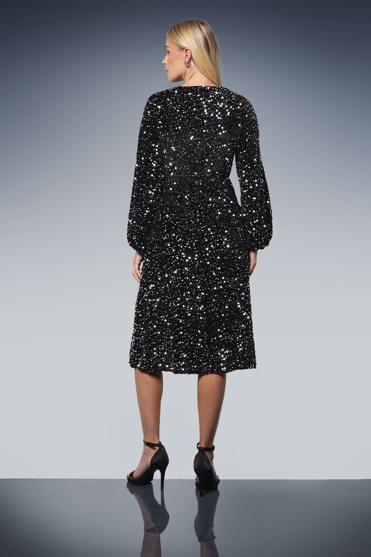 Wallis Wallis Women's Petite Sequin Velvet Midi Dress in Black - 3