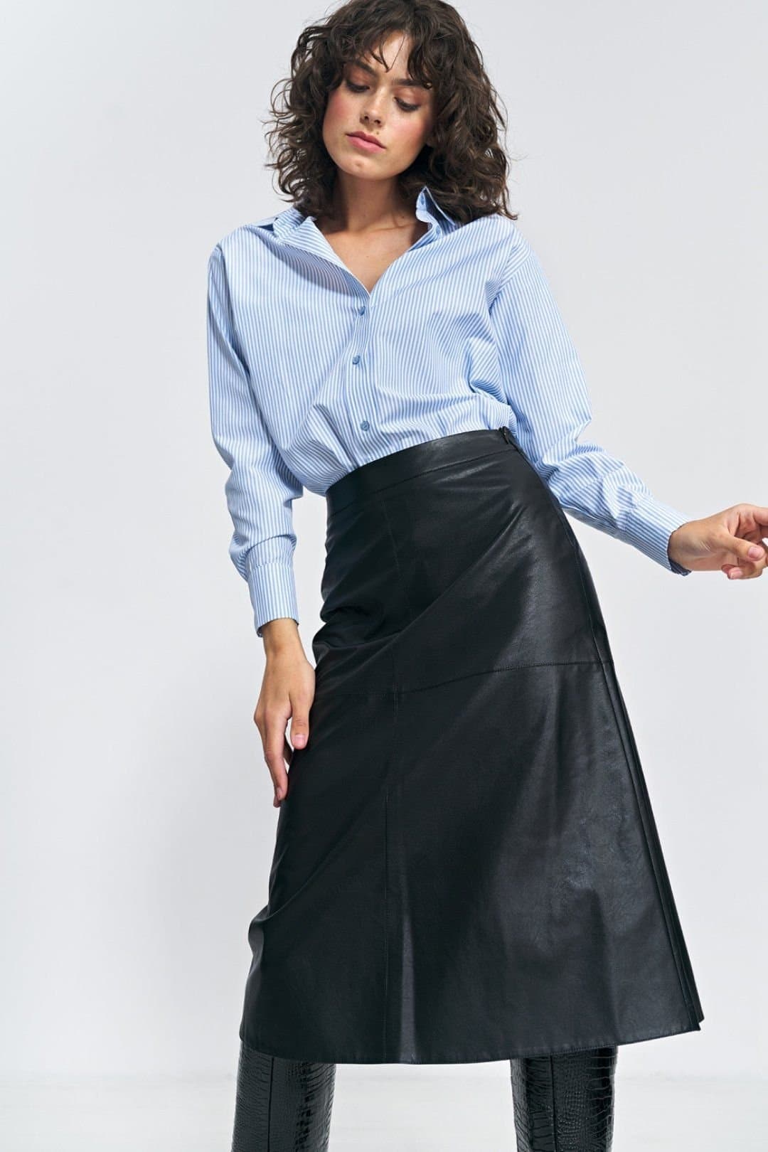 Love Lace Love Lace Black Trapeze Side Zipper Skirt