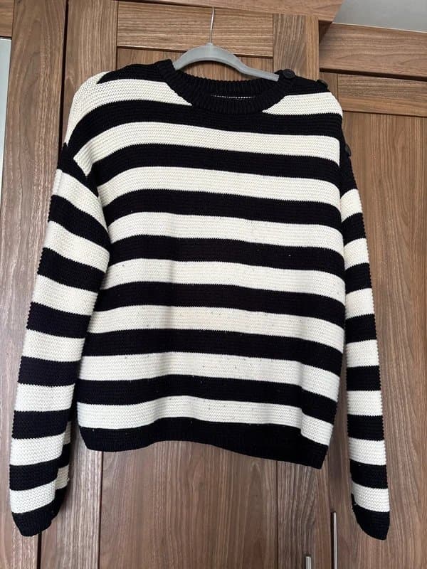 New Look Black and white stripe jumper