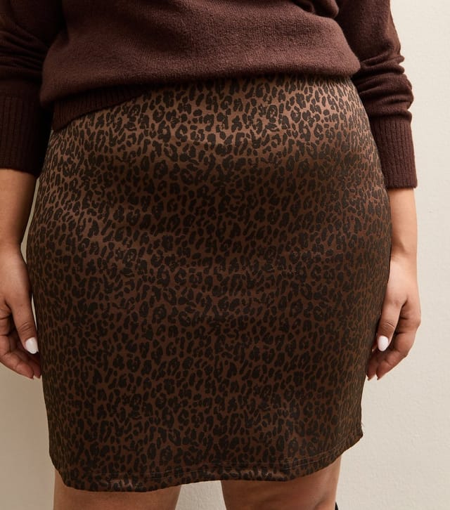 New Look Women's Plus Size Brown Animal Jacquard Tube Skirt Curves New Look - 3