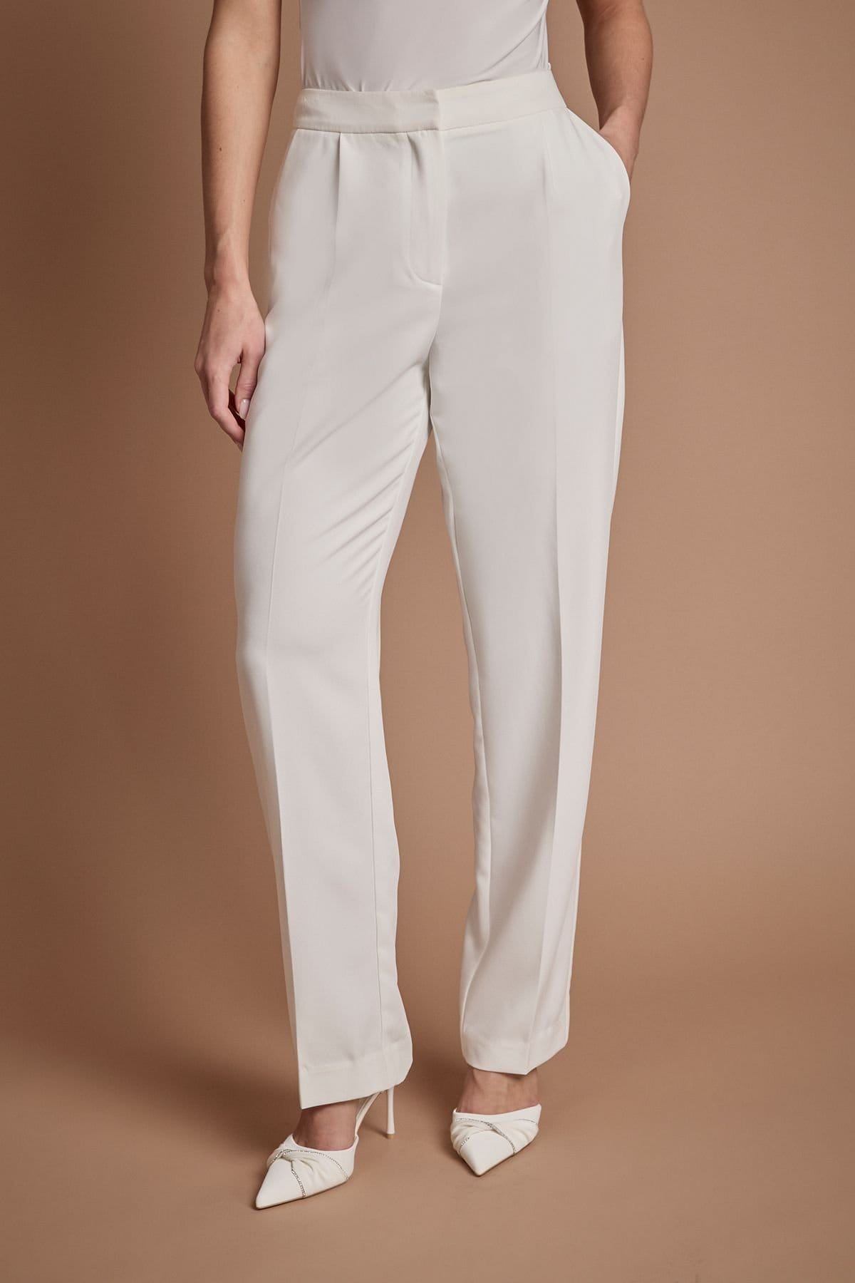 Coast Coast Women's Pleat Front Straight Leg Formal Bridal Trousers in Ivory - 4