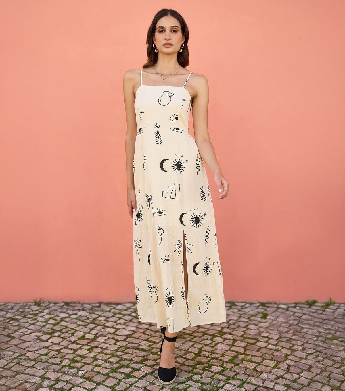 Yumi Women's Off White Printed Midi Dress Yumi New Look