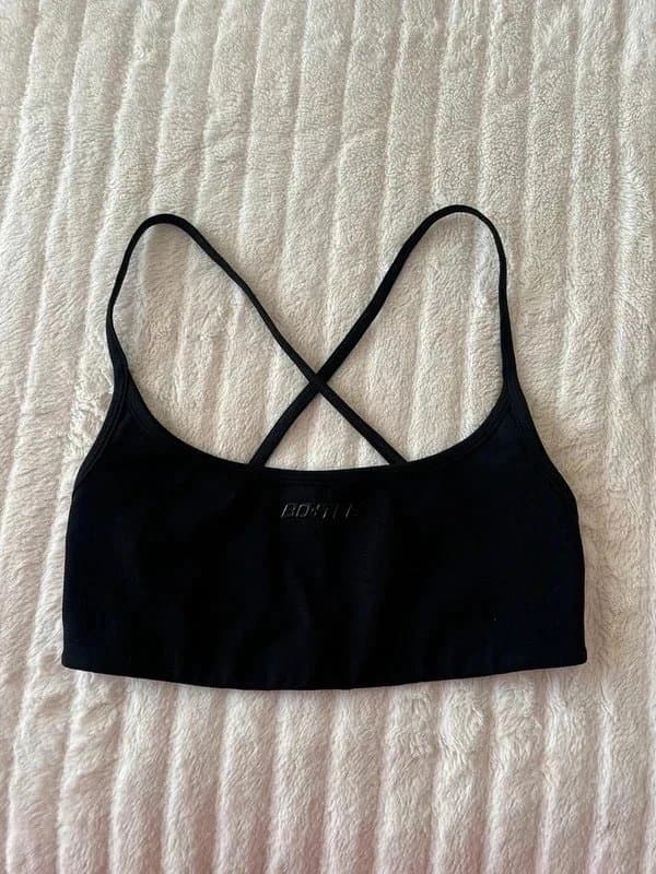 Bo+Tee Bo and tee Seamless Strappy Sports Bra in Black