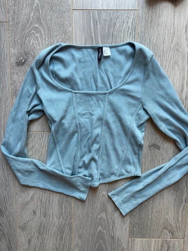 H&M H&M light blue long sleeve corset style top