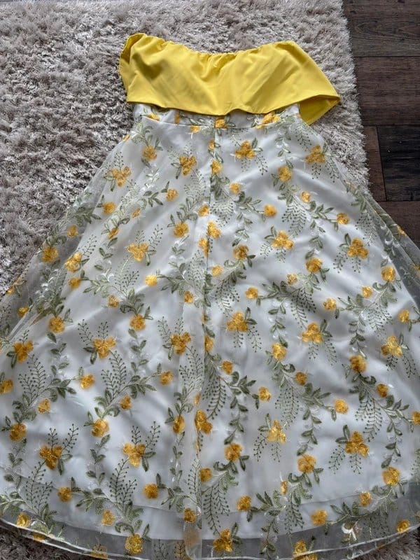 Shein SHEIN bnwot ladies holiday/races embroidered dress size L - 1