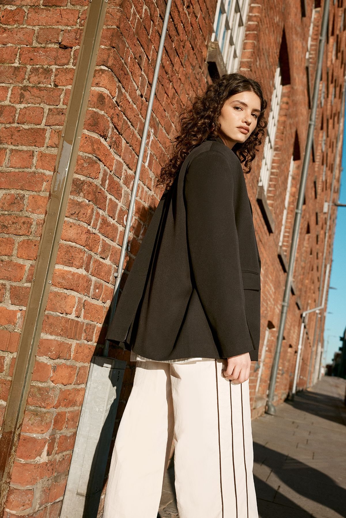 NastyGal NastyGal Women's Essentials Tailored Oversized Double Button Blazer Co-ord in Black - 4