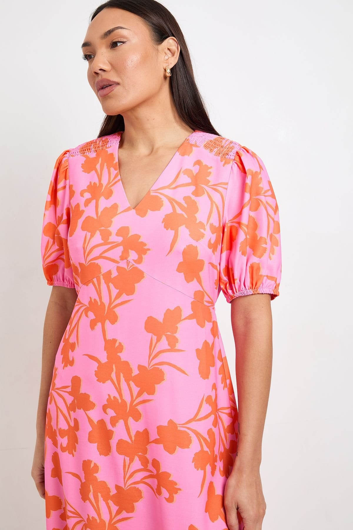 Wallis Wallis Women's Floral Ruched Midi Dress in Pink - 4