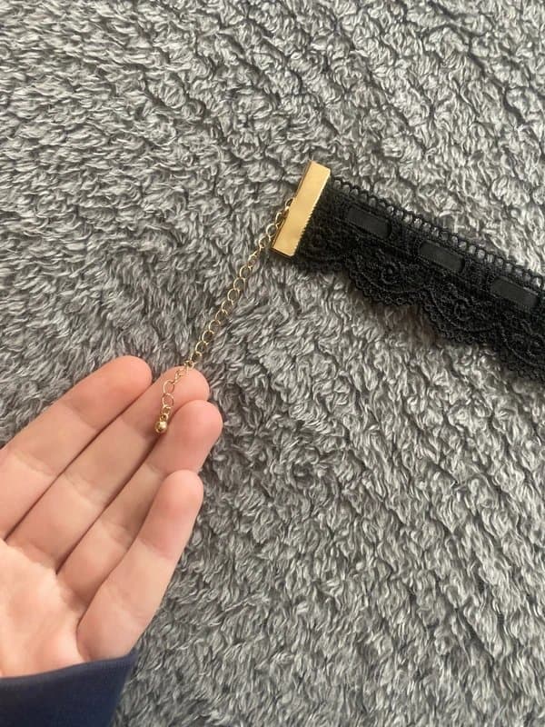 ASOS ASOS black lace choker