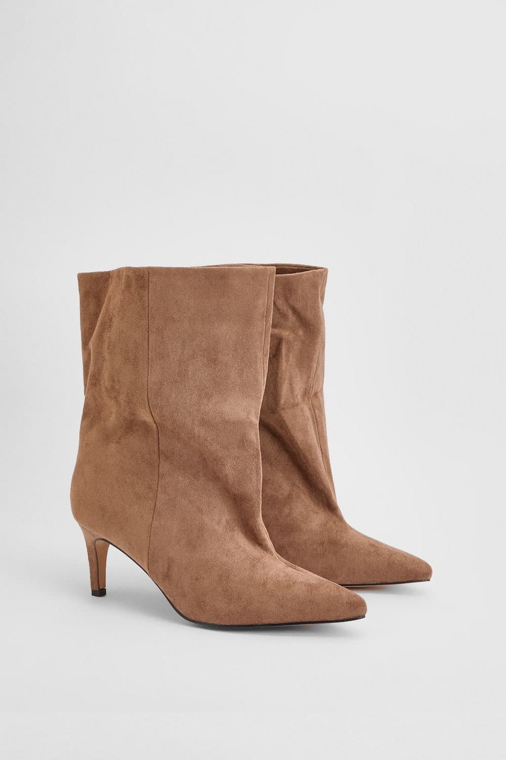 Oasis Oasis Women's Betty Faux Suede Medium Heel Pointed Boots in Camel