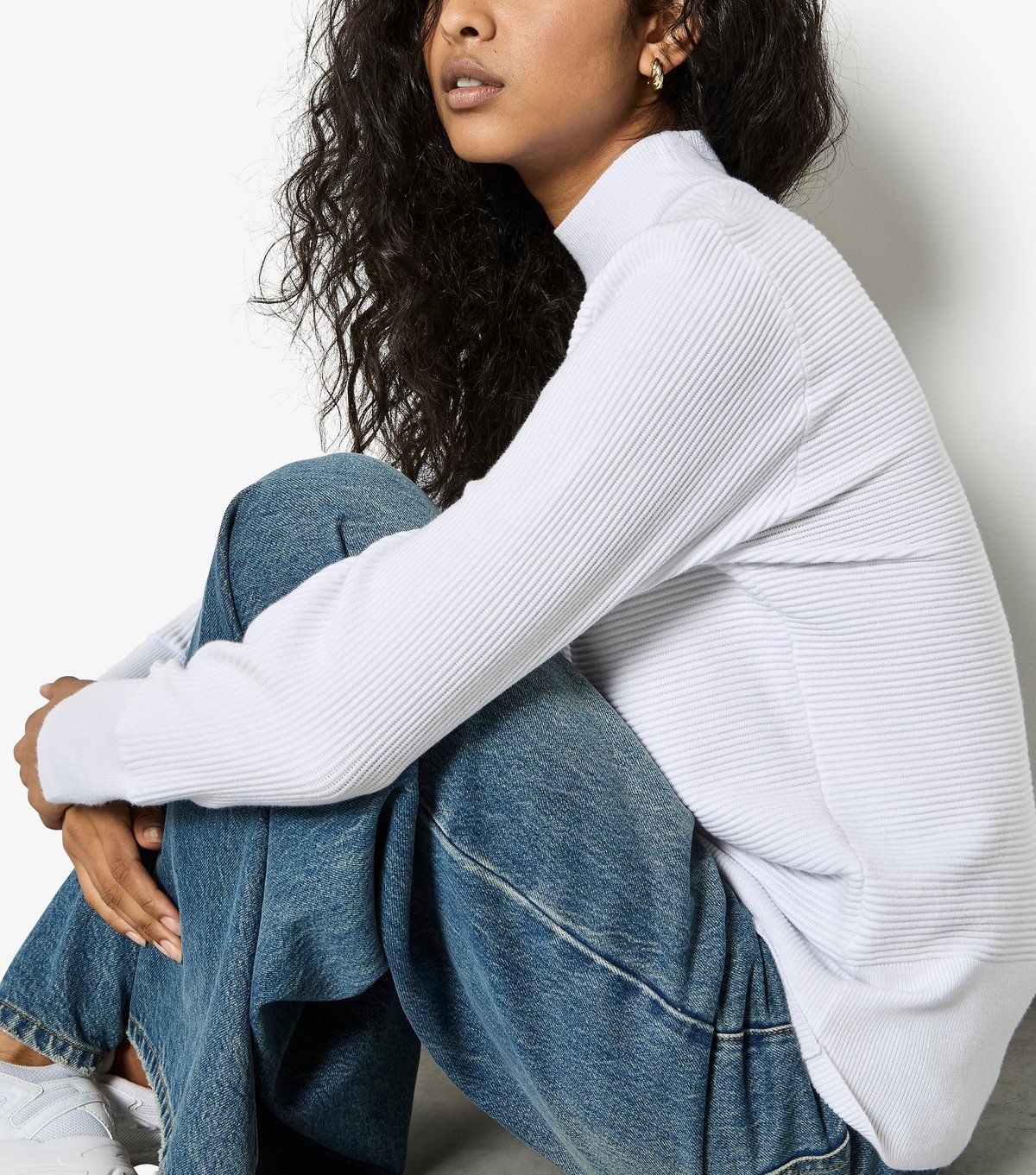 Apricot Women's White Ribbed High Neck Jumper Apricot New Look - 4