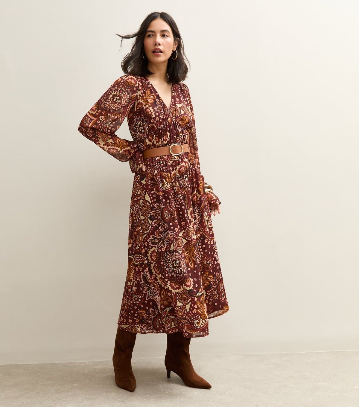 New Look Women's Brown Paisley Print V-Neck Long Sleeve Midi Dress New Look