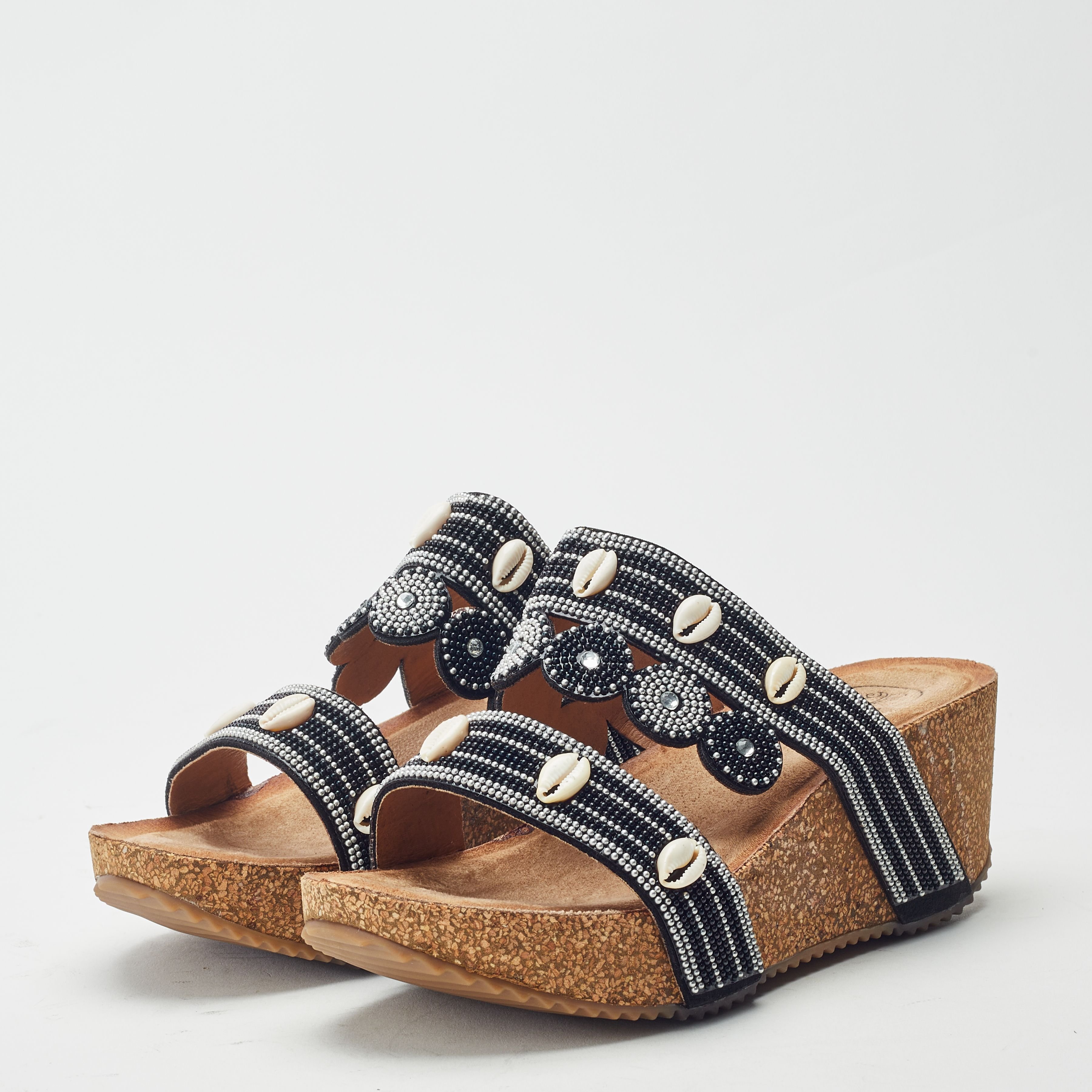 b.soleful b.soleful Women's 'Lurina' Porvair Sandals in Black - 3