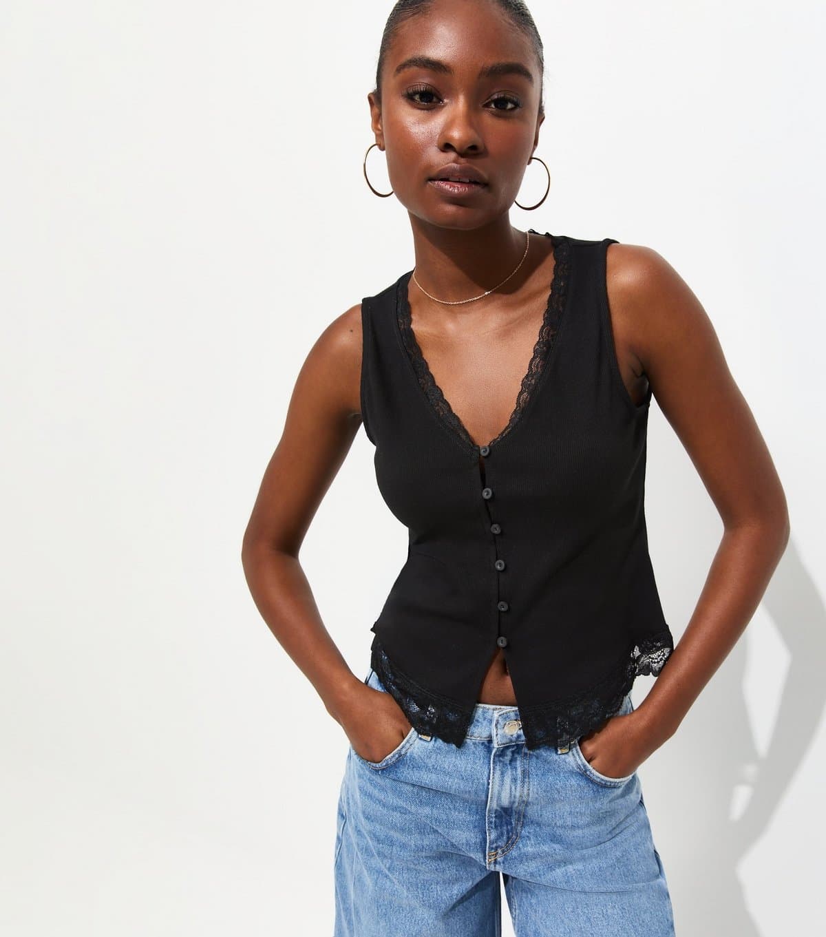 New Look Women's Black Lace Trim Button Up Rib Vest New Look
