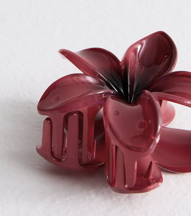 New Look Burgundy Ombre Flower Shaped Hair Claw Clip New Look - 3