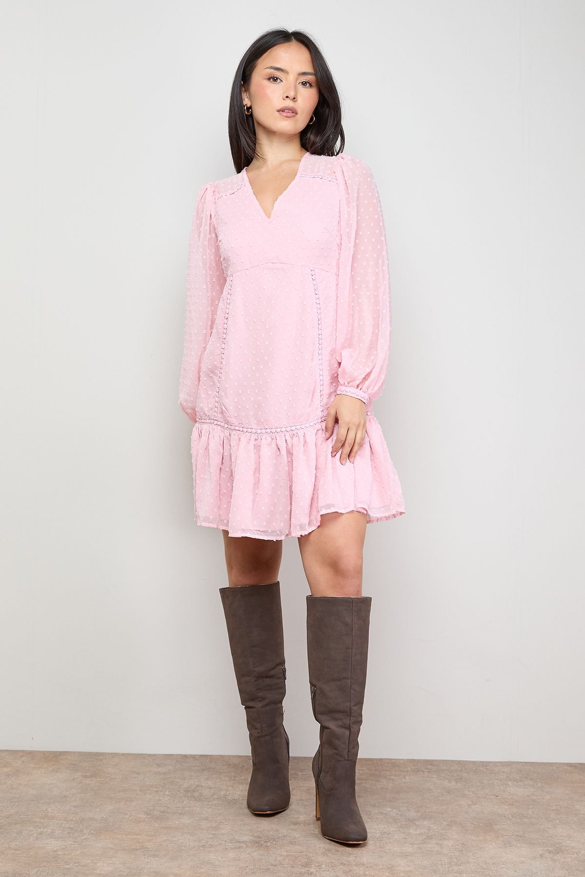 Oasis Oasis Women's Petite Trim Insert Detail Mini Dress in Light Pink - 4