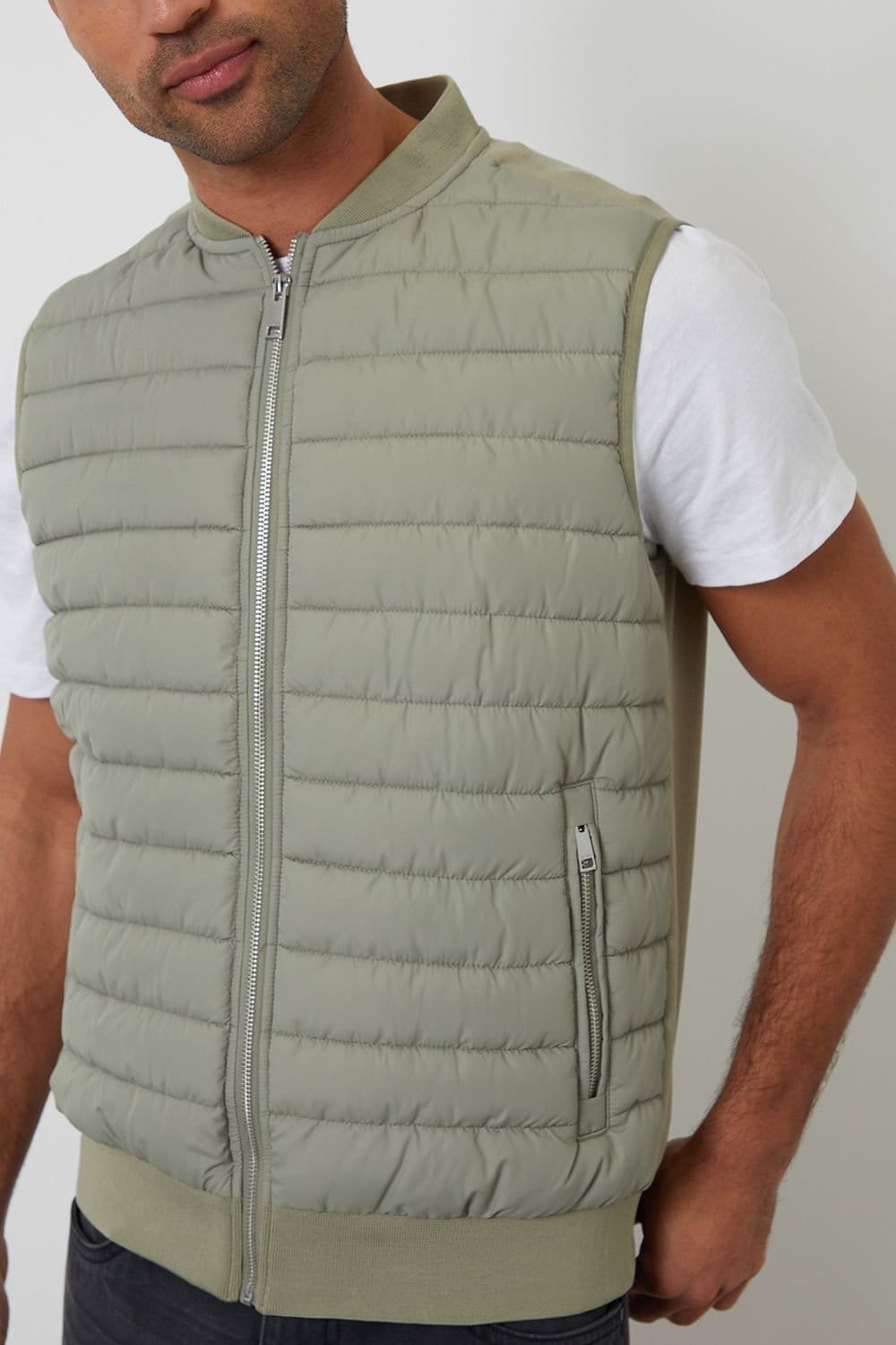 Threadbare Threadbare Men's Quilted Hybrid Gilet in Pale Green - 4
