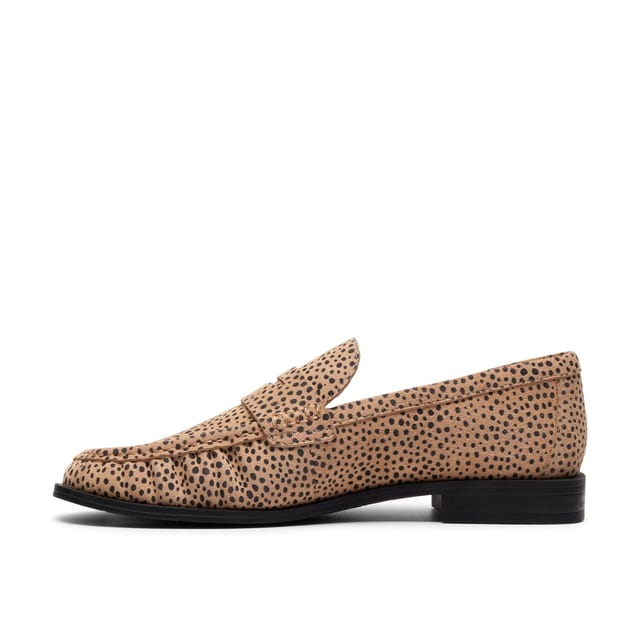 Clarks Clarks Women's Alixea Walk Animal Print Loafers, Slip Ons in Light Brown - 2