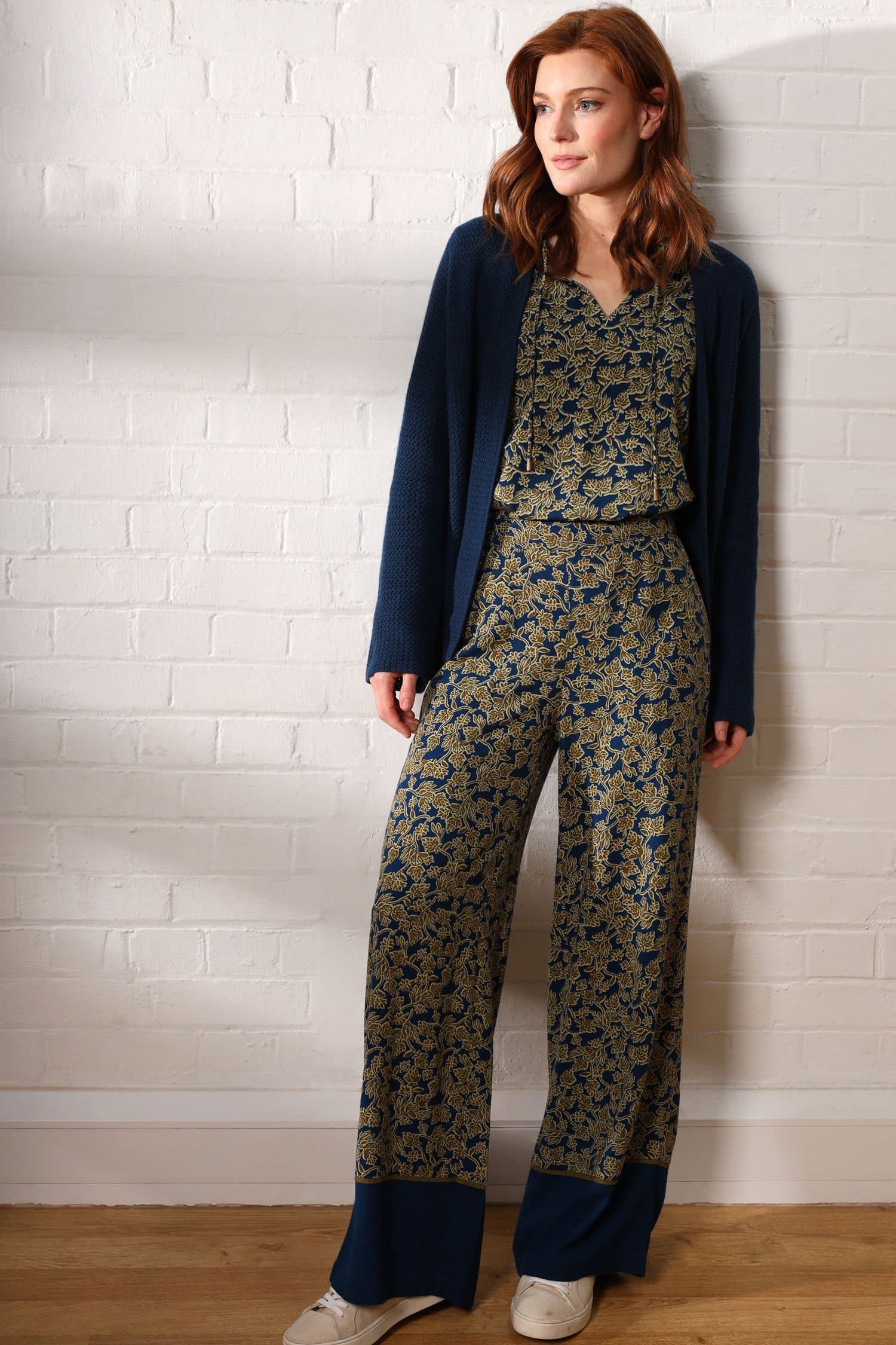 Nomads Clothing Nomads Clothing Women's Viscose Contrast Hem Trousers in Khaki