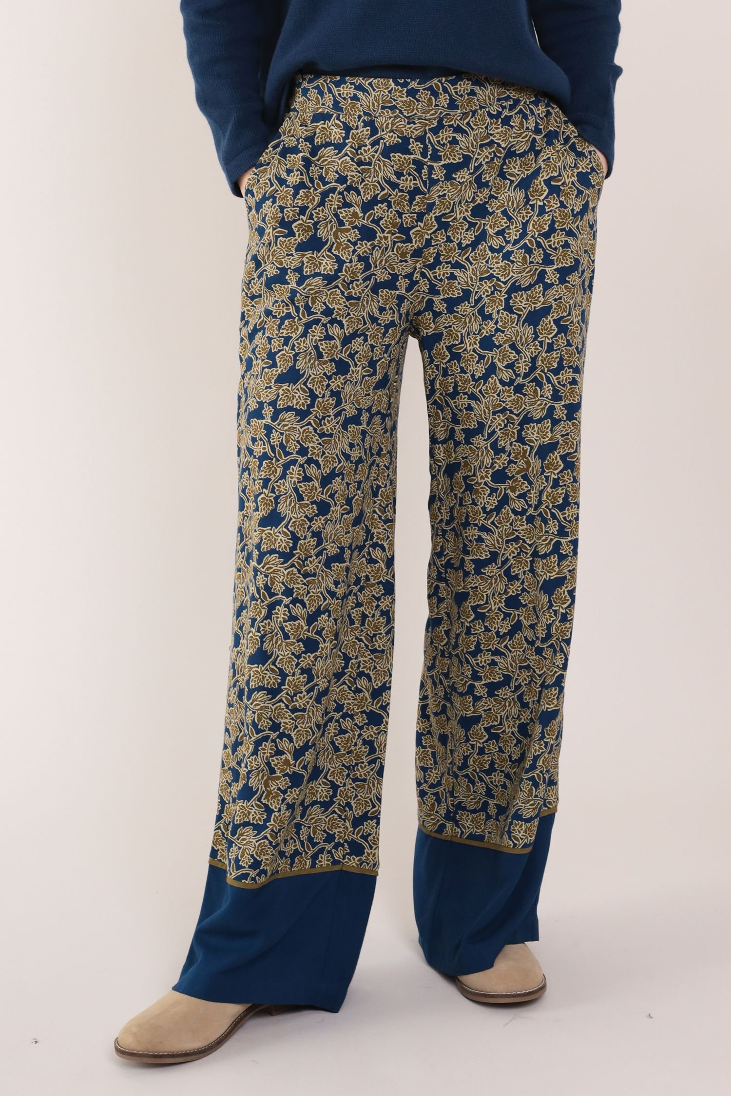 Nomads Clothing Nomads Clothing Women's Viscose Contrast Hem Trousers in Khaki - 3