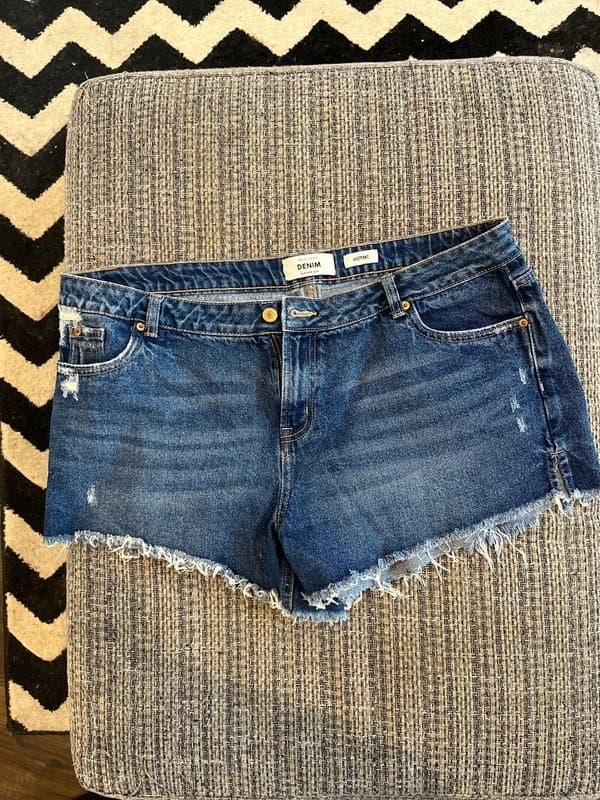 New Look New Look denim shorts size 18