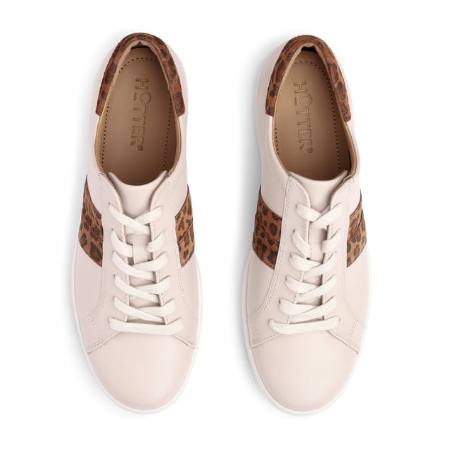 Hotter Hotter Women's 'Switched' Smart Trainer in Light Sand - 3