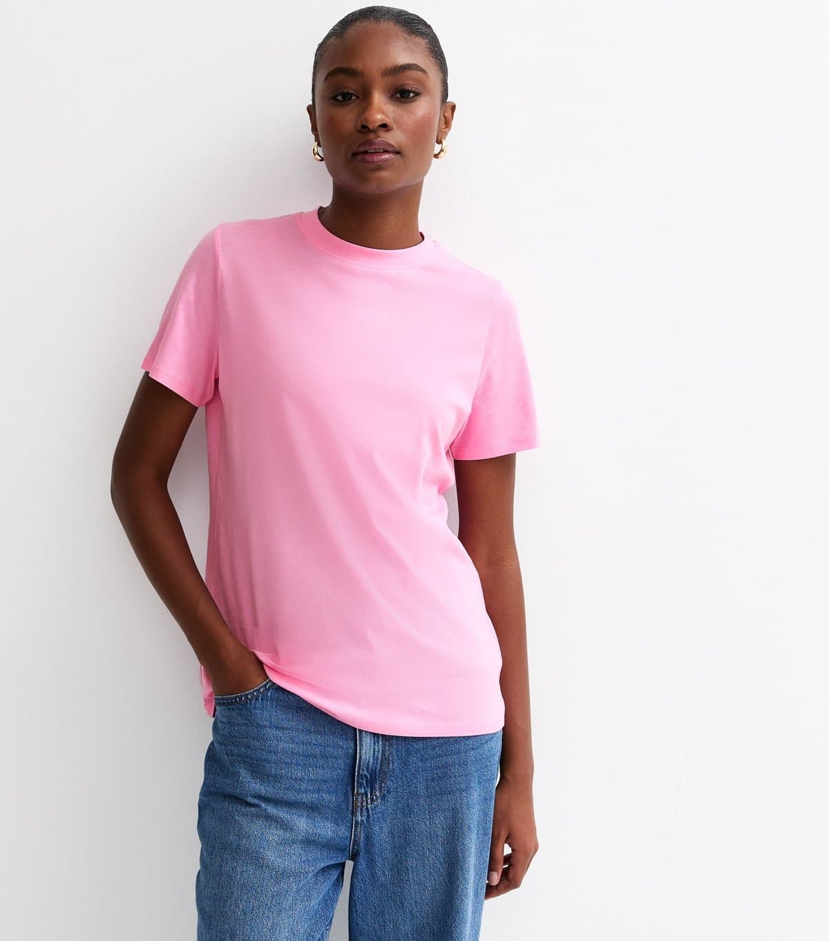 New Look Women's Bright Pink Cotton Crew Neck T-Shirt New Look