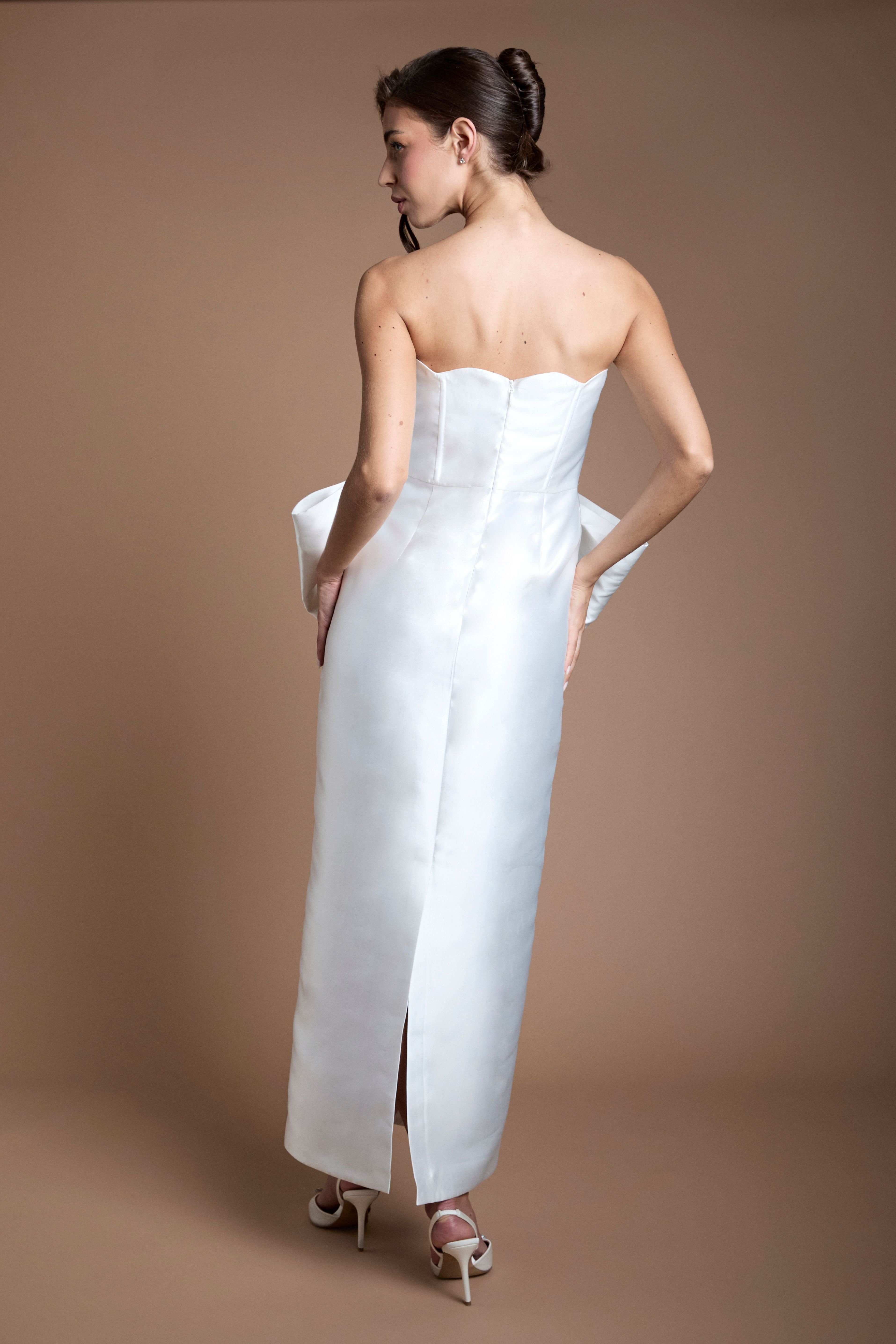 Coast Coast Women's Statement Bow Scallop Wedding Dress in Ivory - 3