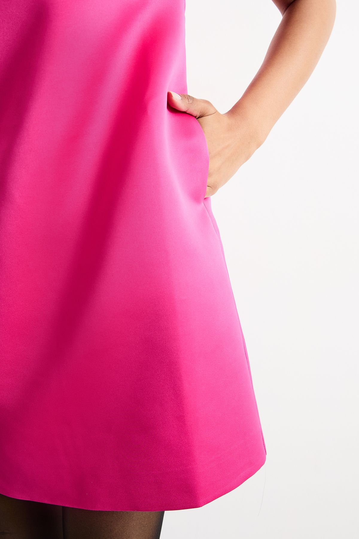 Warehouse Warehouse Women's Structured Satin Scoop Back Mini Dress in Pink - 4