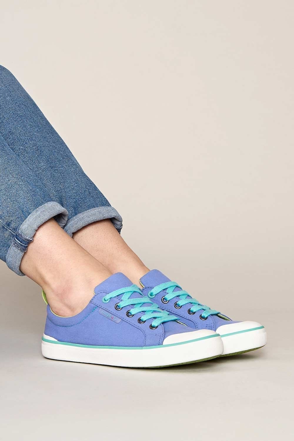 Moshulu Moshulu Women's 'Mousehall' Comfortable Lace Up Trainers in Light Blue