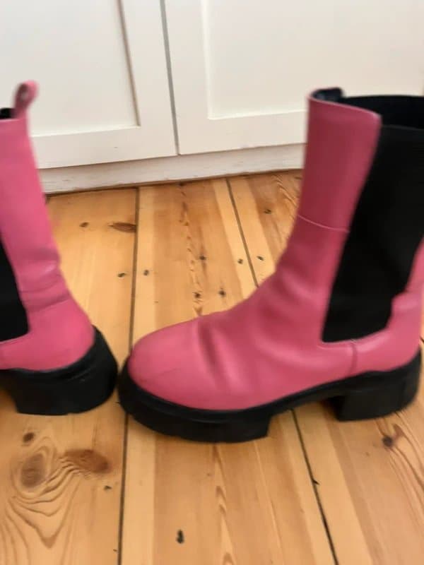 ASOS ASOS pink leather boots size 6