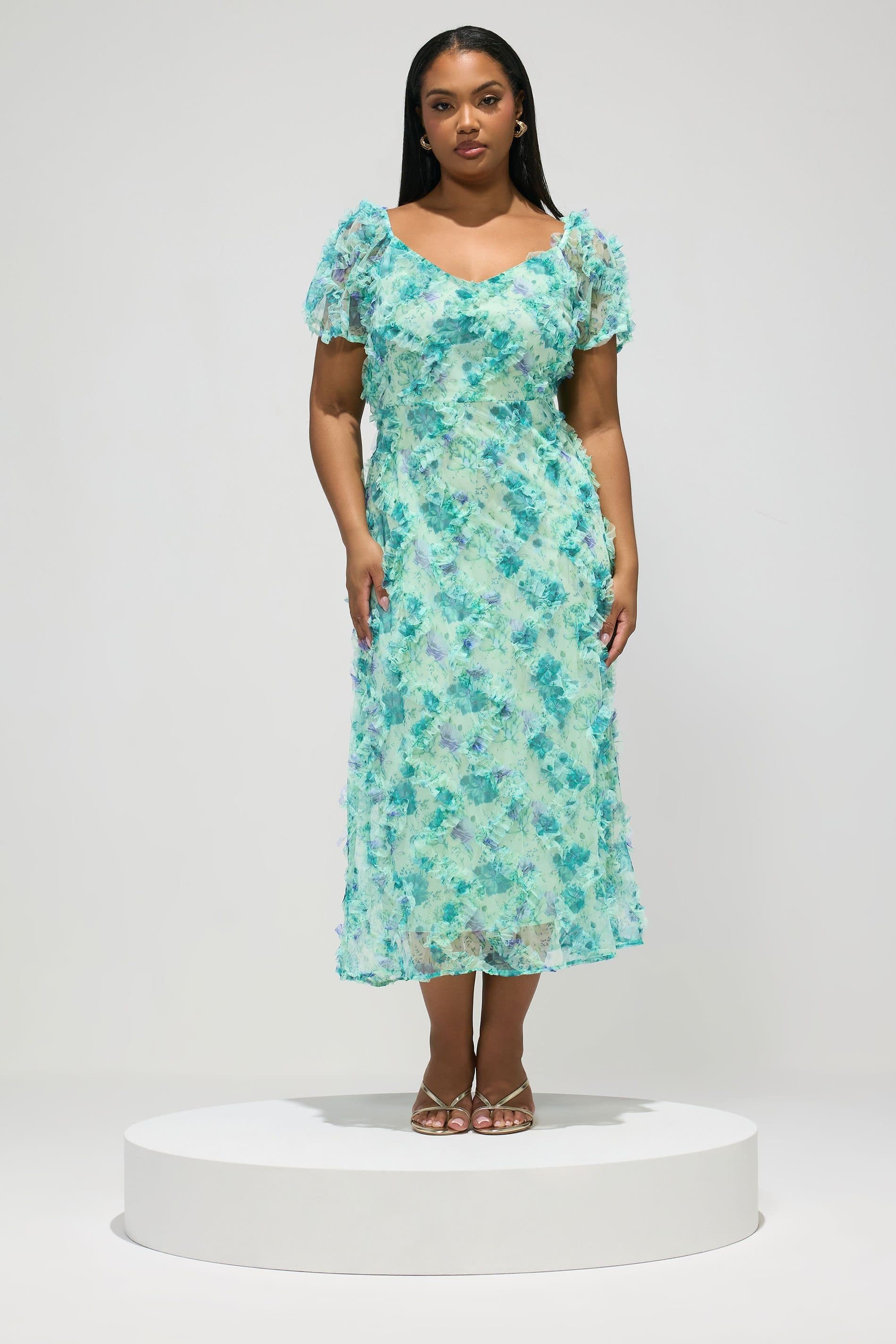 Yours Yours Women's Floral Ruffle Maxi Dress in Mint
