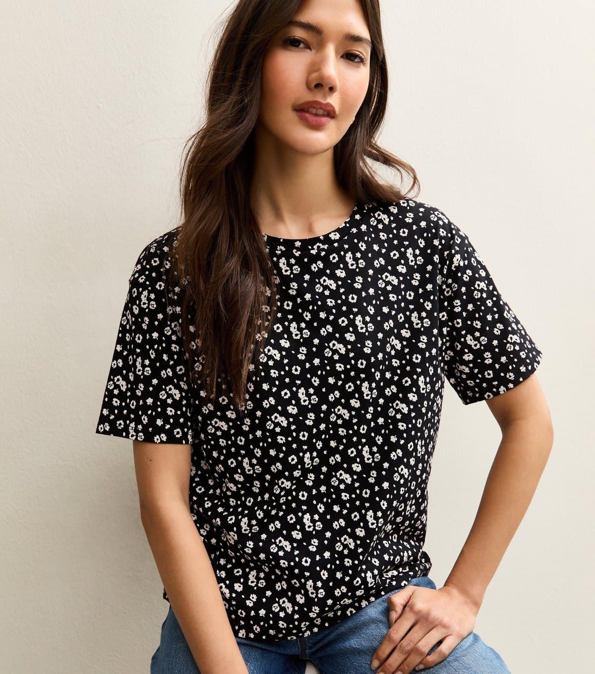 New Look New Look Black Floral Cotton Crew Neck T-Shirt