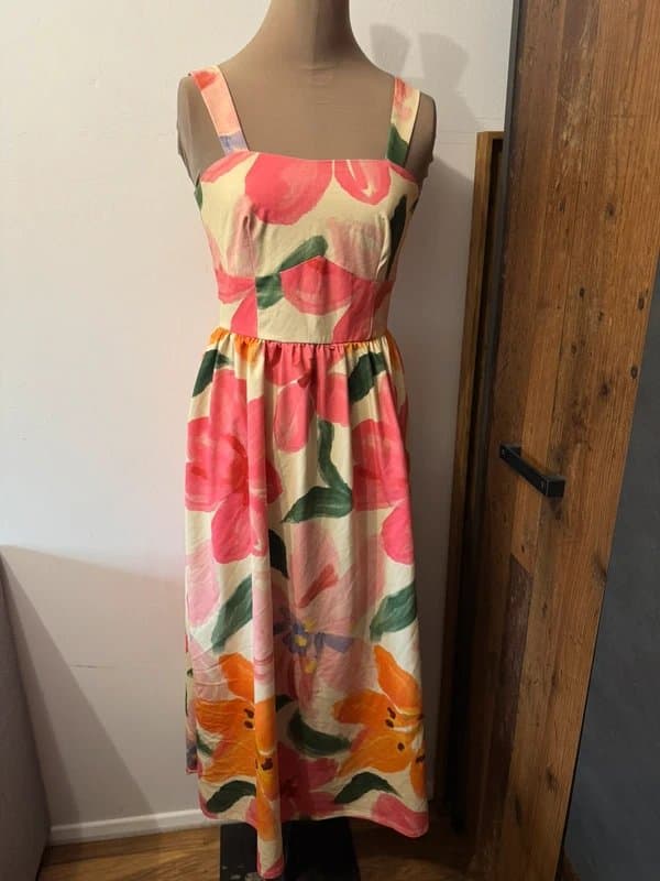 ASOS Design square neck midi dress floral print summer wedding guest blooming lightly coloured flowers size 10