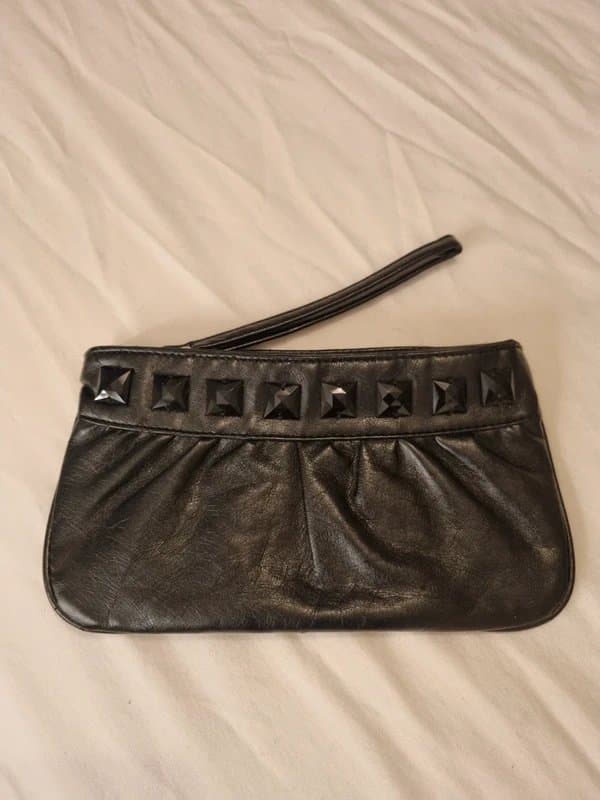 New Look Black clutch bag.