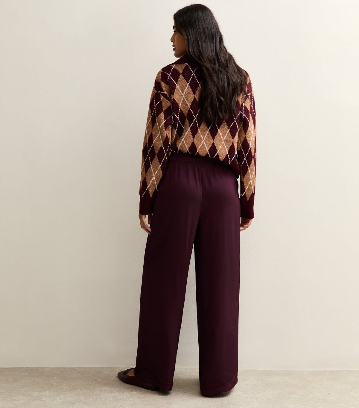 New Look Women's Burgundy Satin Drawstring Waist Wide Leg Trousers New Look - 4