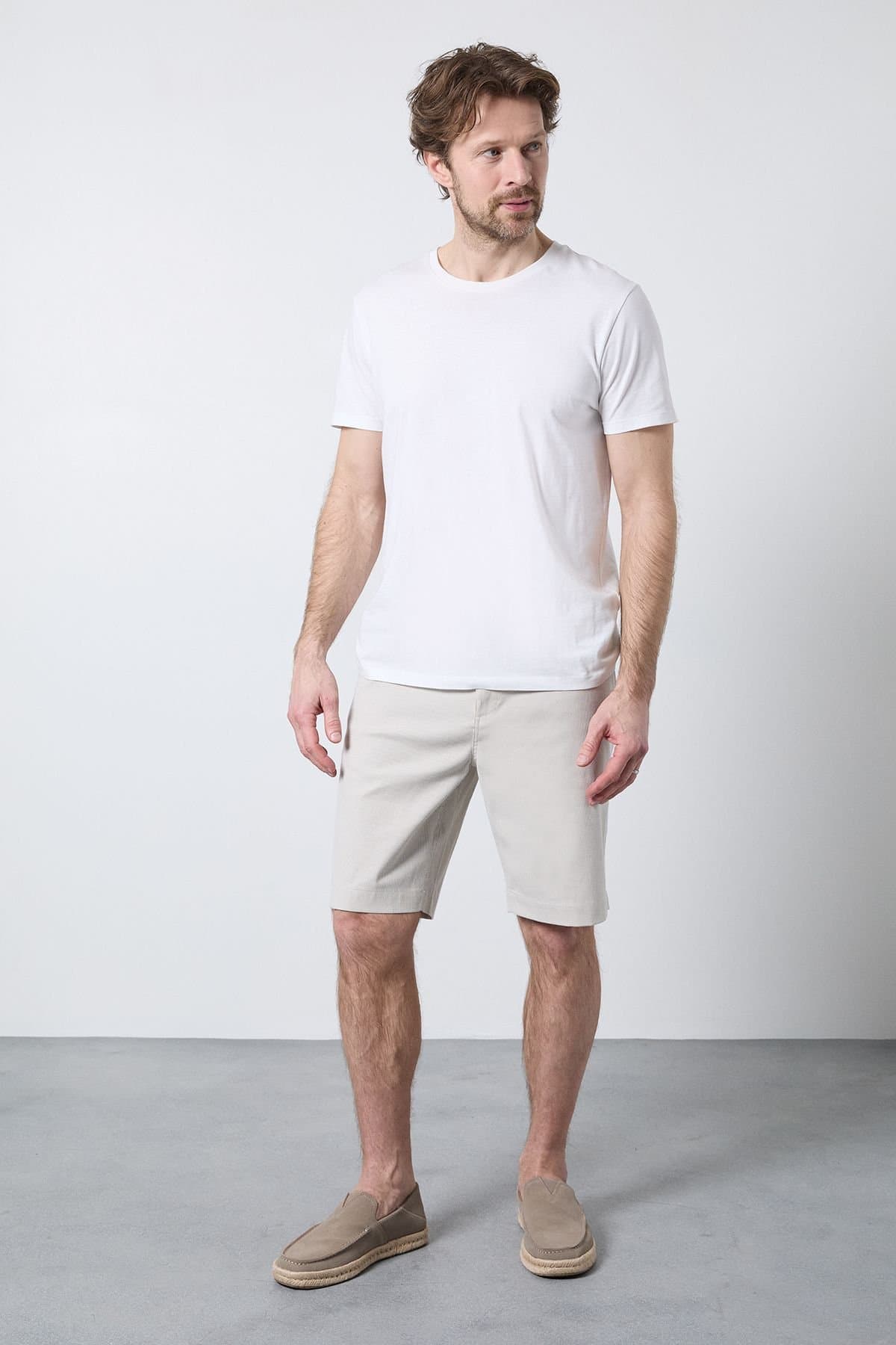 Maine Maine Men's Beige Pinstripe Chino Shorts