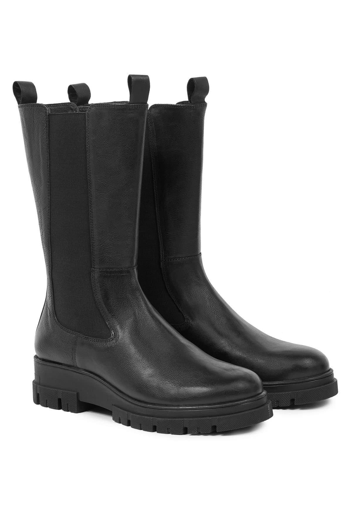 Celtic & Co Celtic & Co Women's Chunky Tall Chelsea Boot in Black