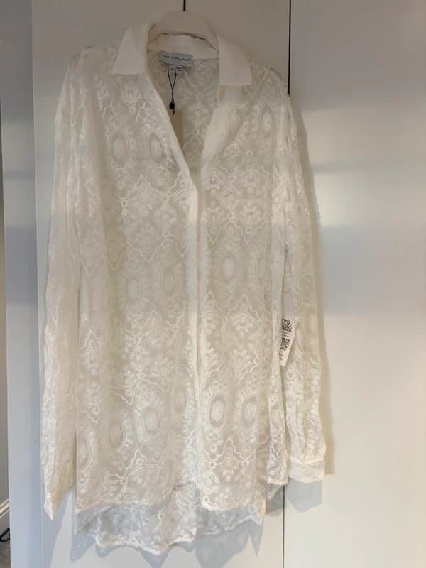 Never Fully Dressed Never fully dressed lace shirt medium